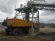 Loading spout for truck loading